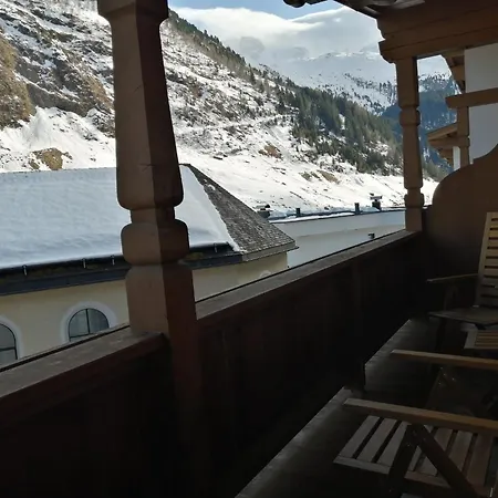 Zur Sonne Apartamento Tux